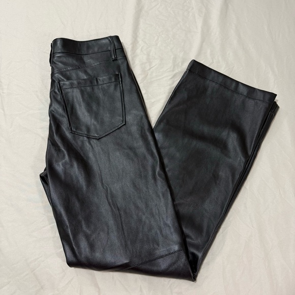 Kut From the Kloth Women’s Faux Leather Ellery Front Slit Flare Pants Size 4 - Picture 3 of 13